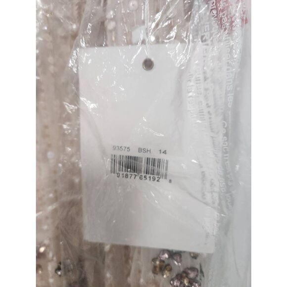 Mac Duggal 93575 Cap Sleeve Embellished Dress size 14. $998. H - Picture 7 of 7